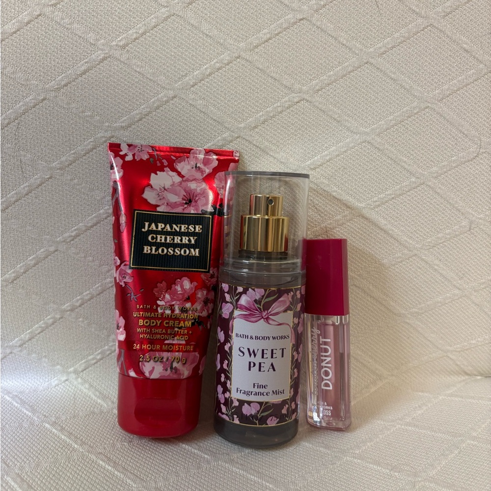 Bath & Body Works Body Cream Mist Lip Gloss Bundle